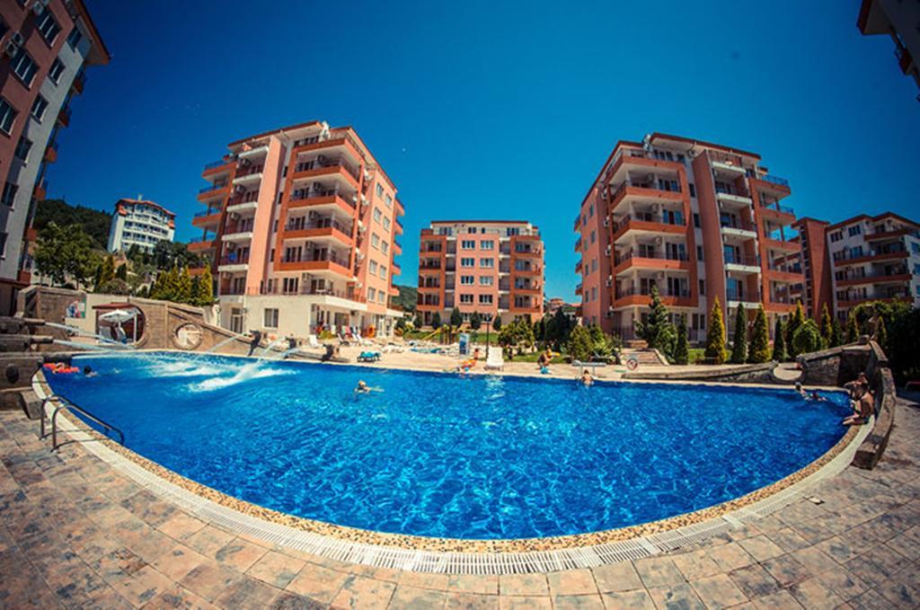 Privilege Fort Beach - Menada Apartments Elenite Extérieur photo