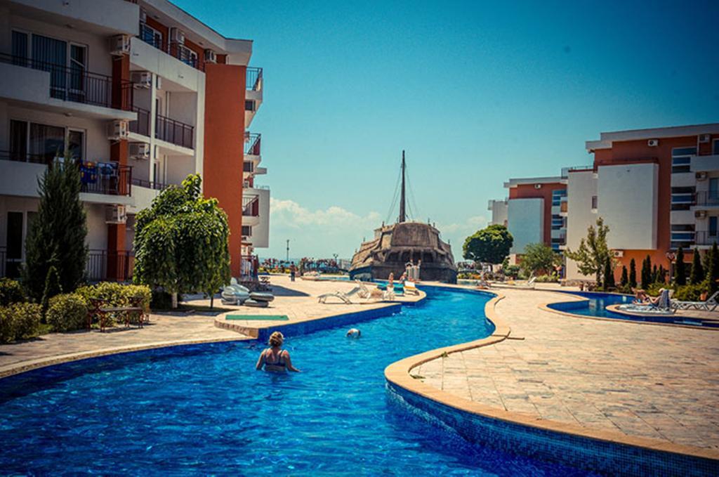 Privilege Fort Beach - Menada Apartments Elenite Extérieur photo