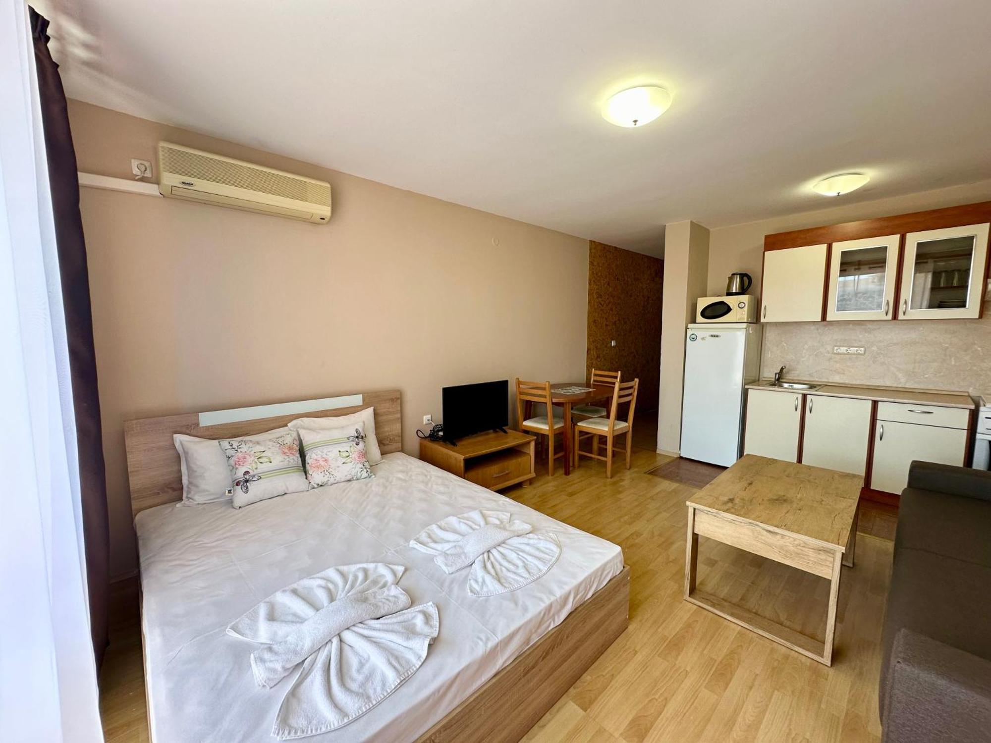 Privilege Fort Beach - Menada Apartments Elenite Extérieur photo