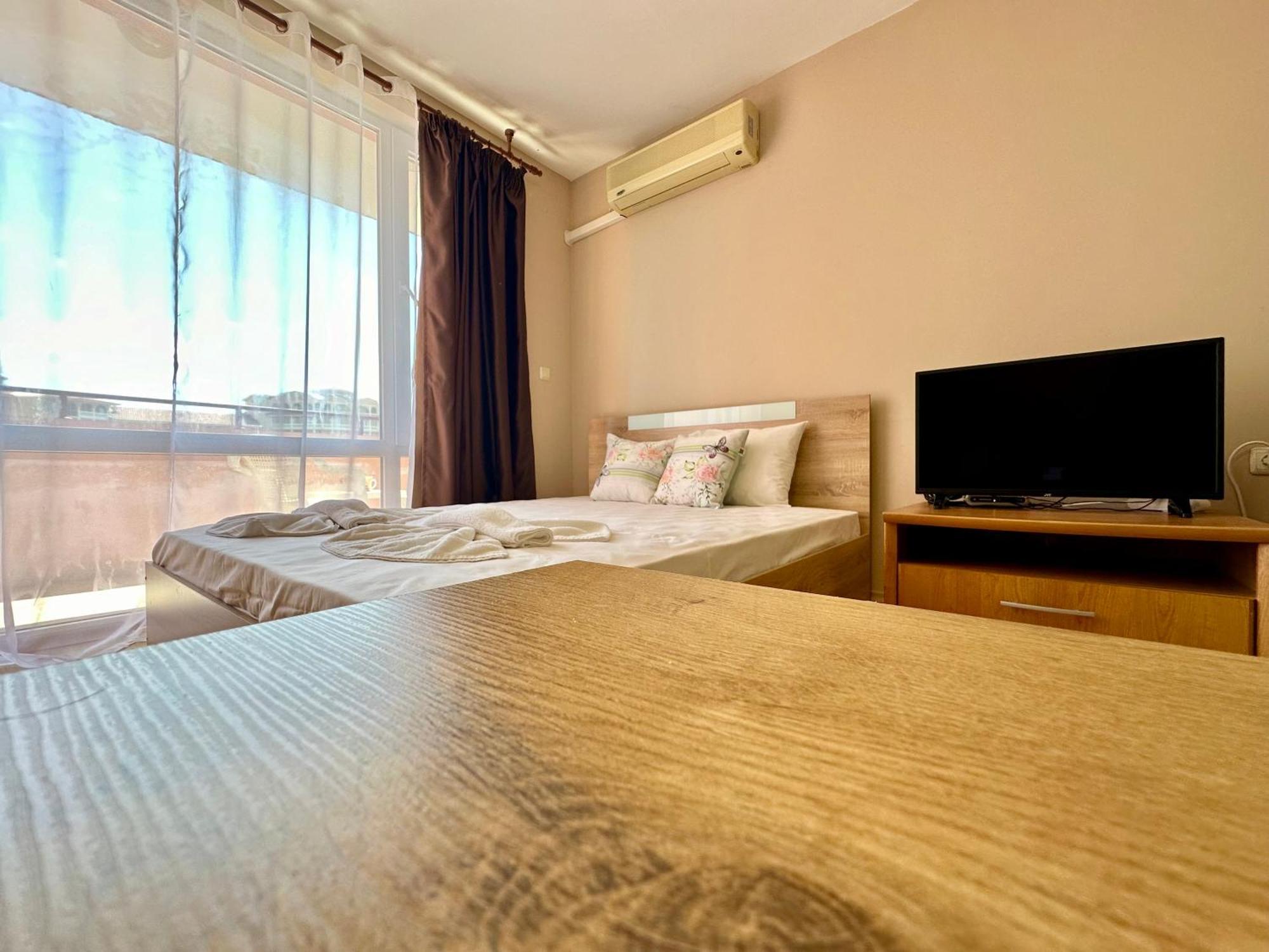 Privilege Fort Beach - Menada Apartments Elenite Extérieur photo