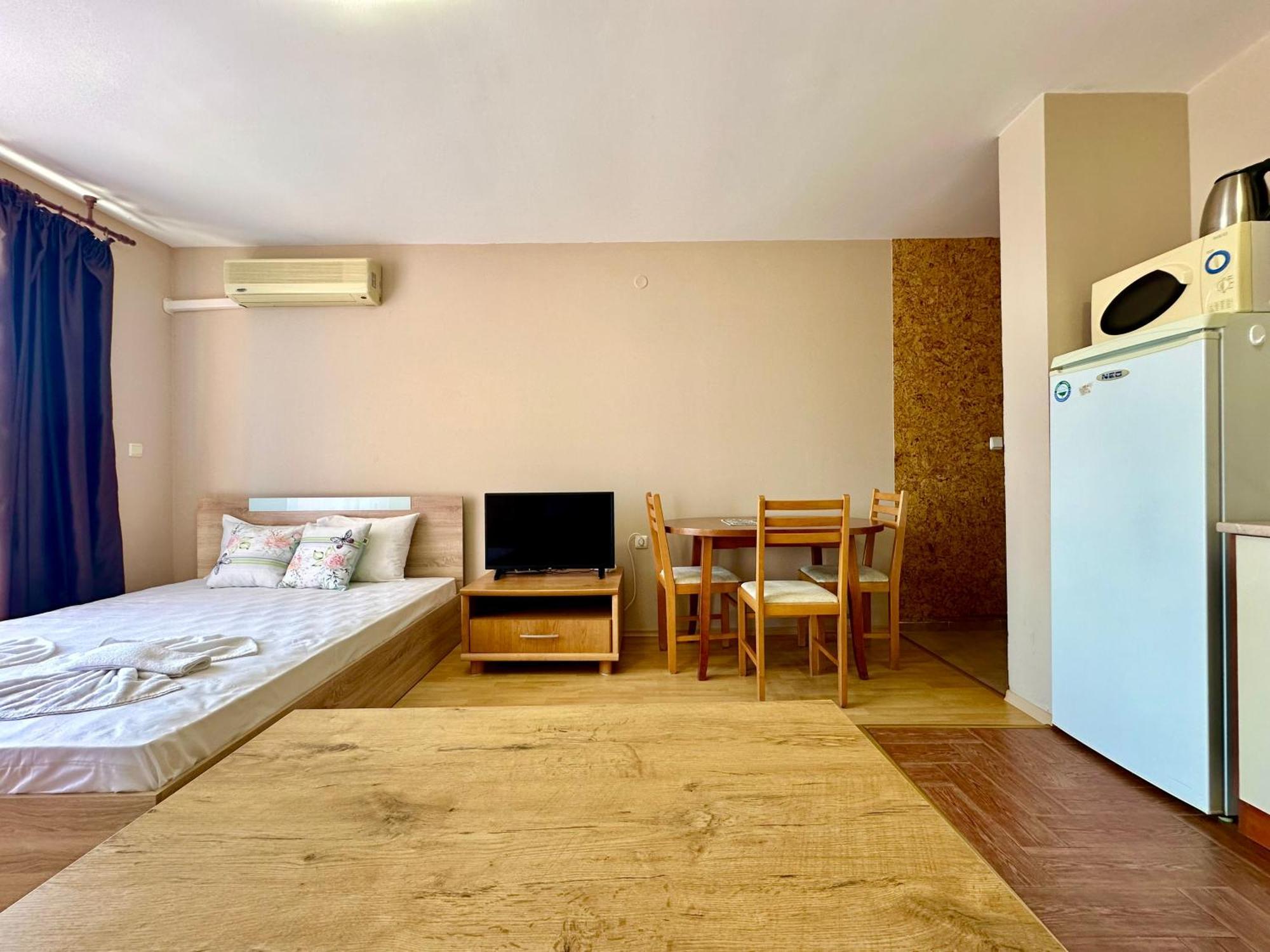 Privilege Fort Beach - Menada Apartments Elenite Extérieur photo