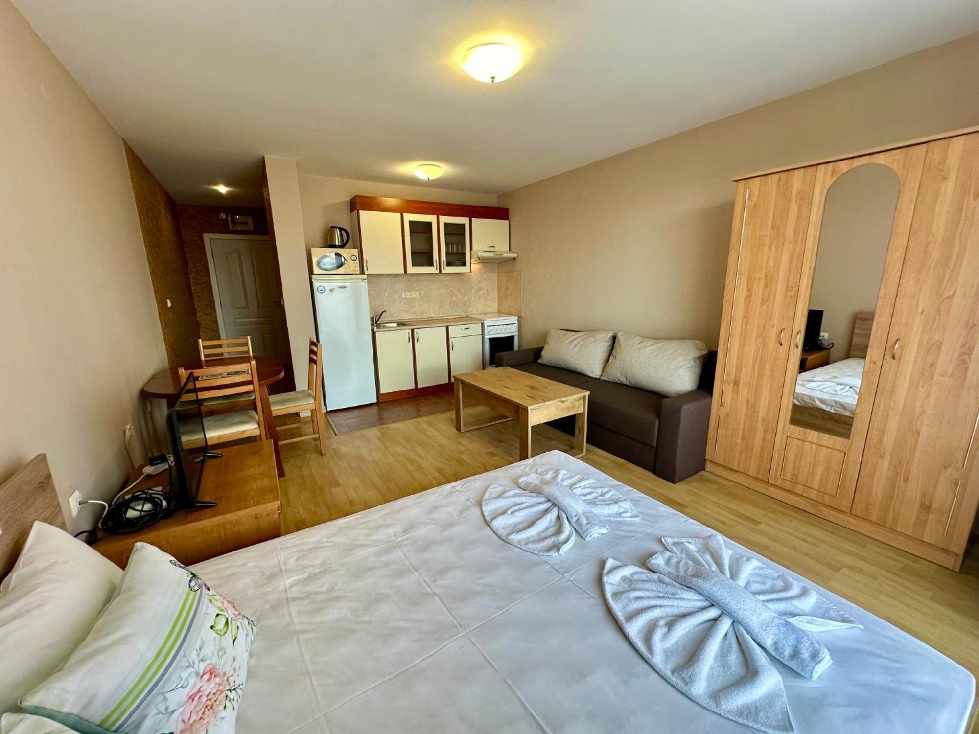 Privilege Fort Beach - Menada Apartments Elenite Extérieur photo