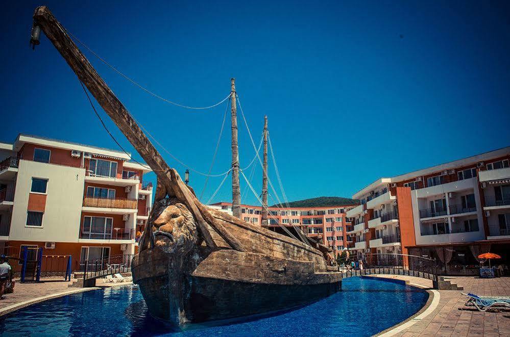 Privilege Fort Beach - Menada Apartments Elenite Extérieur photo